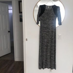 Maxi quarter length sleeve dress